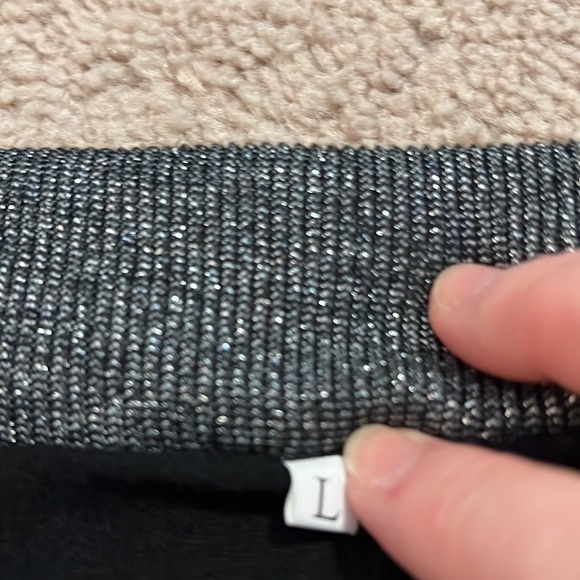 Women’s black long sleeve off the shoulder top size Large - Picture 4 of 4